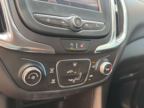Used 2024 Chevrolet Equinox LT FWD image 25