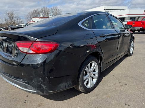 Used 2016 Chrysler 200 Limited image 11
