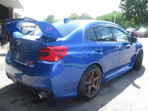 Used 2020 Subaru WRX STI AWD/4WD image 9