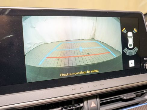 Used 2026 Toyota Prius XLE image 14