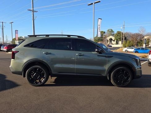 Used 2025 Kia Sorento SX Prestige w/ Sage Leather Package image 6