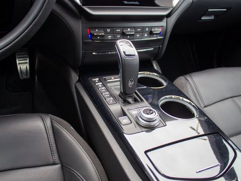 Used 2022 Maserati Ghibli Modena Q4 image 21