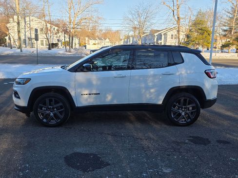 Used 2026 Jeep Compass Limited w/ Limited Altitude Pack image 12