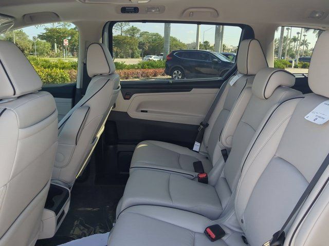 New 2026 Honda Odyssey Touring image 12
