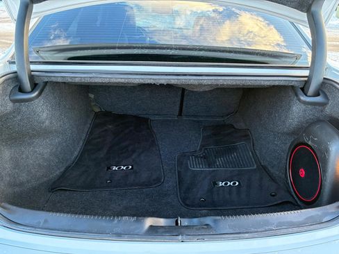 Used 2013 Chrysler 300 S image 19