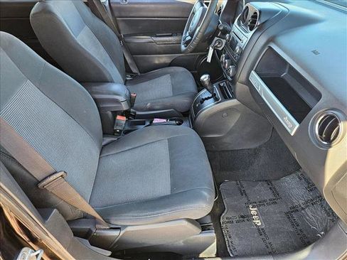 Used 2014 Jeep Compass Sport w/ Power Value Group image 18