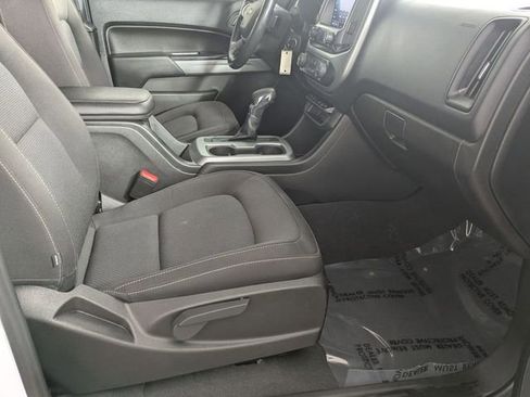 Used 2022 Chevrolet Colorado LT w/ Safety Package image 26