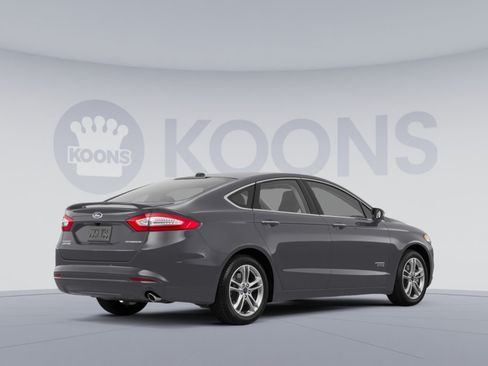 Used 2016 Ford Fusion SE AWD/4WD image 4