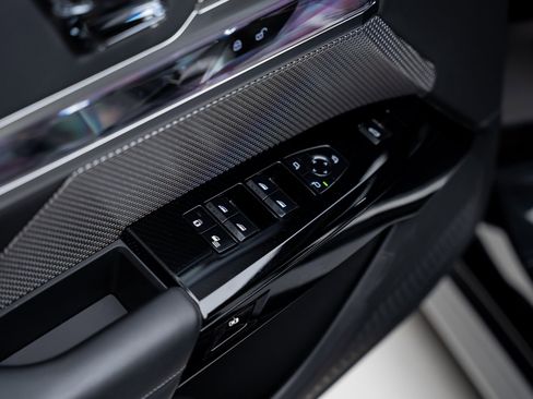 Used 2024 BMW i7 eDrive50 w/ M Sport Package image 55