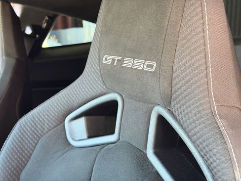 Used 2016 Ford Mustang Shelby GT350 w/ Track Package image 41