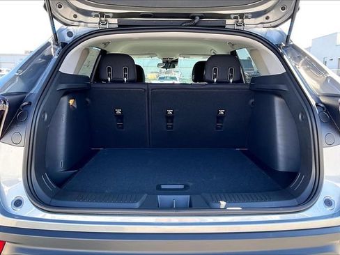 New 2026 Chevrolet Trax LS FWD image 15