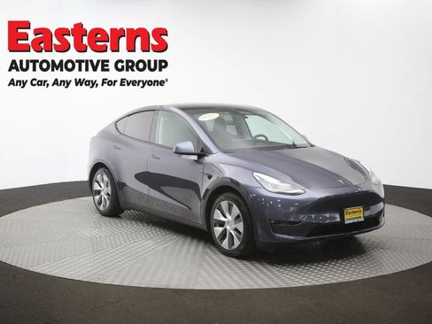 Used 2021 Tesla Model Y Long Range AWD/4WD image 44