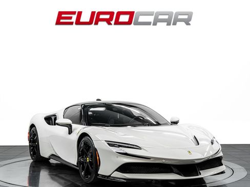 Used 2024 Ferrari SF90 Stradale AWD/4WD image 7