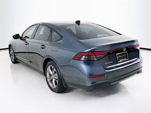 Certified 2025 Honda Accord SE image 32