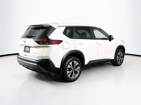 Used 2023 Nissan Rogue SV FWD image 9