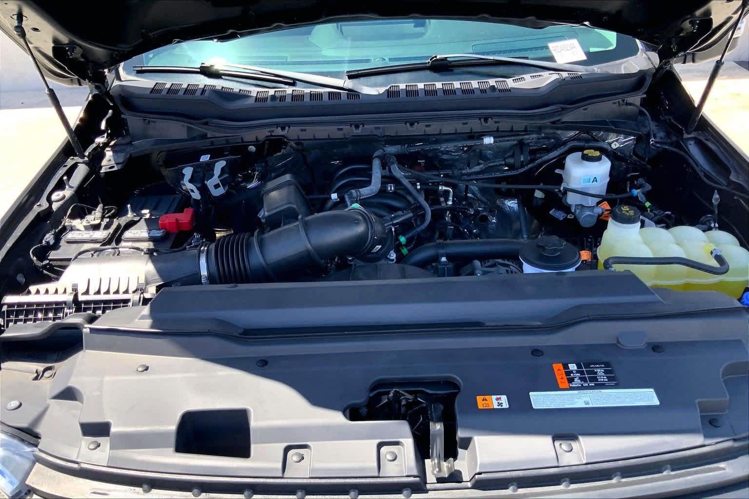 Used 2024 Ford F250 XL w/ XL Off-Road Package AWD/4WD image 9