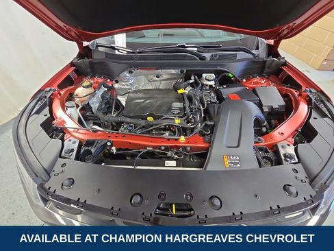 Used 2024 Chevrolet Trax RS w/ Driver Confidence Package FWD image 38
