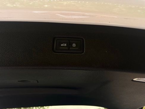 Used 2019 Audi Q7 2.0T Premium Plus image 17