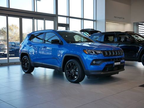 New 2026 Jeep Compass Latitude image 38