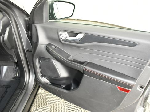 Used 2025 Ford Escape ST-Line Select image 40