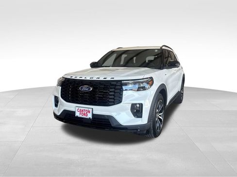 New 2026 Ford Explorer ST-Line RWD image 1