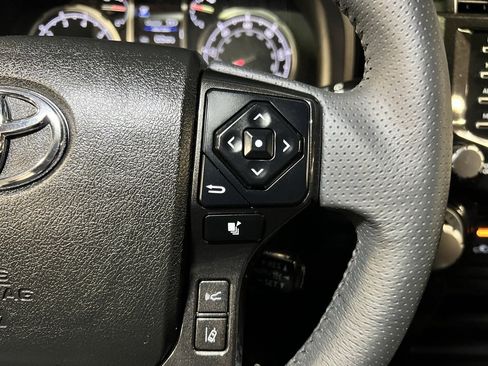 Used 2024 Toyota 4Runner TRD Off-Road image 22