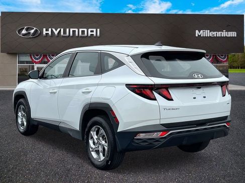 Certified 2022 Hyundai Tucson SE image 5