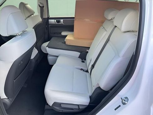 New 2026 Hyundai Santa Fe SE AWD/4WD image 7