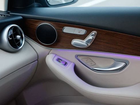 Certified 2022 Mercedes-Benz GLC 300 4MATIC image 28