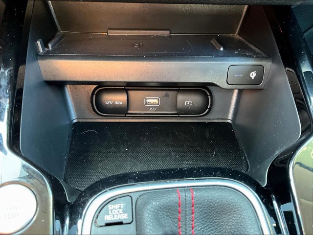 Certified 2022 Kia Soul Turbo FWD image 20