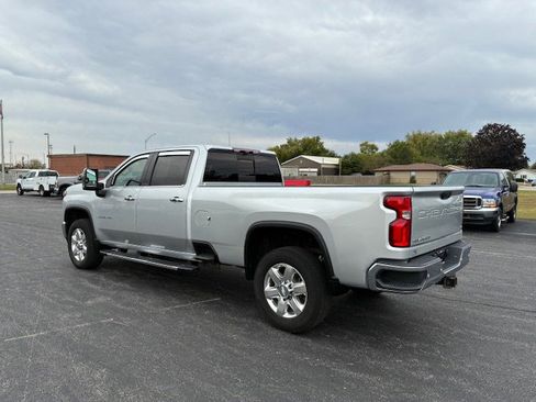 Used 2020 Chevrolet Silverado 3500 LTZ w/ LTZ Premium Package image 3