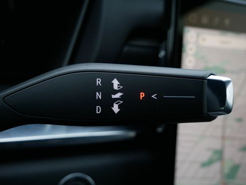 New 2026 GMC Terrain Elevation w/ Elevation Premium Package image 9