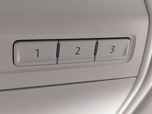 Used 2020 Volkswagen Atlas SE w/ Panoramic Sunroof Package image 27