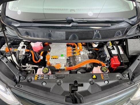 Used 2019 Chevrolet Bolt LT FWD image 29