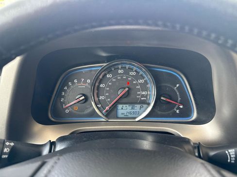 Used 2013 Toyota RAV4 Limited AWD/4WD image 8
