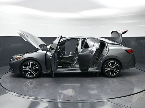 Used 2021 Nissan Sentra SR image 48