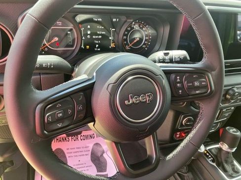 New 2026 Jeep Wrangler Unlimited Rubicon AWD/4WD image 17