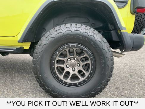 Used 2023 Jeep Wrangler Unlimited Rubicon 392 w/ Xtreme Recon 35" Tire Package AWD/4WD image 10
