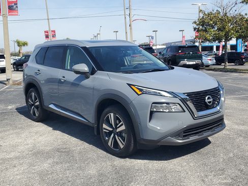 Certified 2023 Nissan Rogue SL w/ SL Premium Package image 3