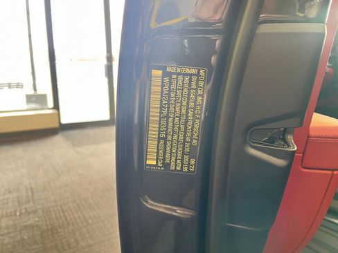 Used 2023 Porsche Panamera image 35