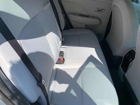 Certified 2025 Hyundai Kona SEL AWD/4WD image 14