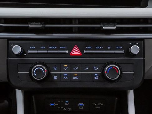 Certified 2026 Hyundai Tucson SE FWD image 17