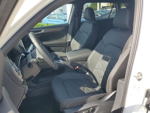 New 2026 Volkswagen Atlas Cross Sport SE FWD image 15