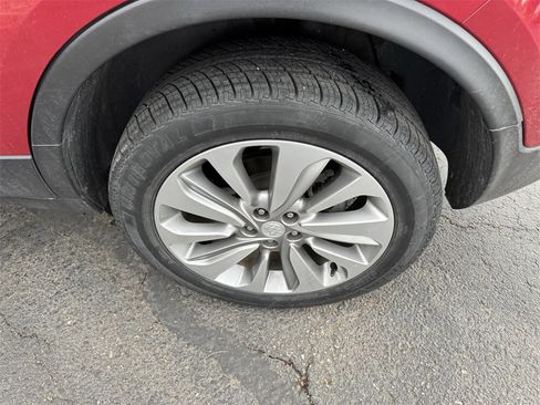 Used 2020 Buick Encore Preferred w/ Safety Package image 11