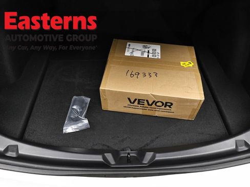 Used 2023 Tesla Model 3 Standard Range image 9