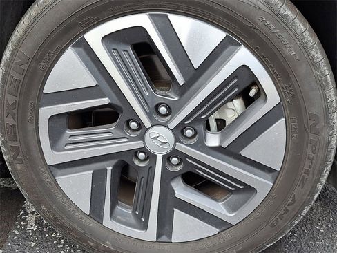 Used 2023 Hyundai Kona SEL image 11