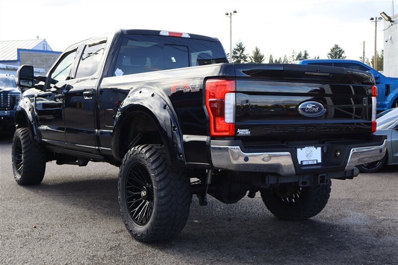 Used 2017 Ford F350 Lariat w/ Lariat Ultimate Package AWD/4WD image 3