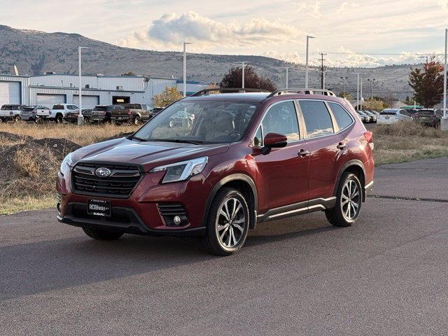 Used 2023 Subaru Forester Limited AWD/4WD image 7