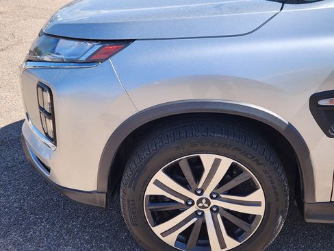 Used 2020 Mitsubishi Outlander Sport SE AWD/4WD image 6