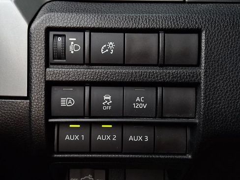 Used 2024 Toyota Tacoma TRD Sport w/ TRD Sport Upgrade Package AWD/4WD image 28